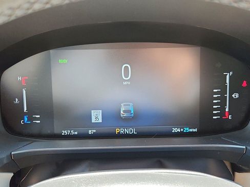 Certified 2024 Ford Escape SE FWD image 20
