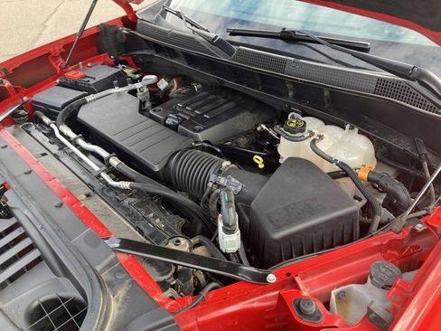 Used 2022 Chevrolet Silverado 1500 Custom image 42