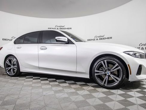 Used 2023 BMW 330i Sedan w/ Premium Package RWD image 2
