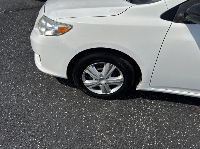 Used 2009 Toyota Corolla FWD image 9