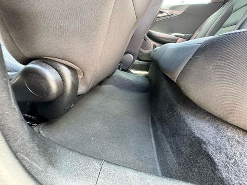 Used 2023 Chevrolet Malibu LS FWD image 20