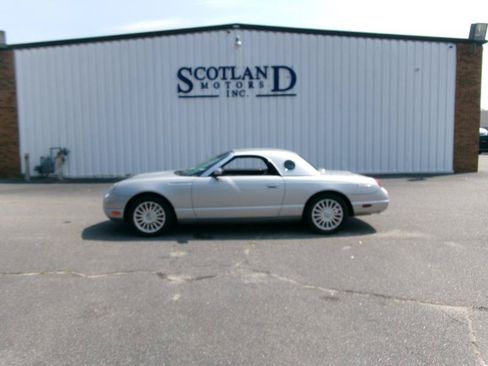 Used 2005 Ford Thunderbird RWD image 1