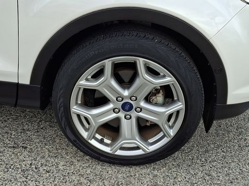 Certified 2018 Ford Escape Titanium w/ Ford Safe & Smart Package image 11