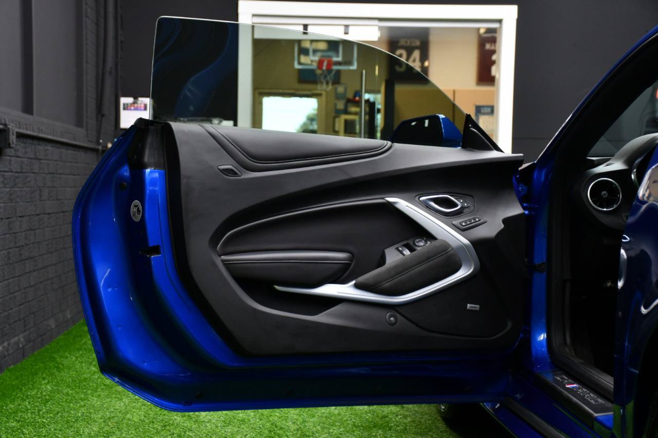 Used 2017 Chevrolet Camaro SS w/ LPO, Ground Effects Package RWD image 19