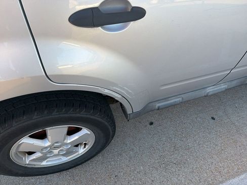 Used 2011 Ford Escape XLS w/ 101A Rapid Spec Order Code image 4