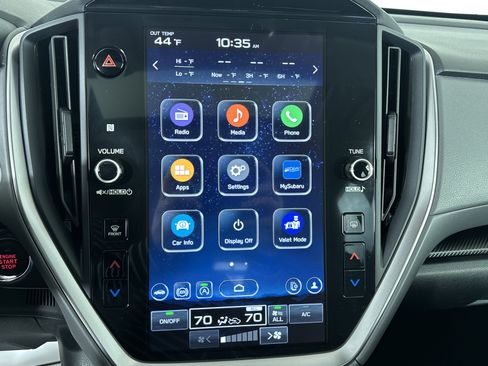 Used 2024 Subaru Crosstrek 2.0i Premium image 18