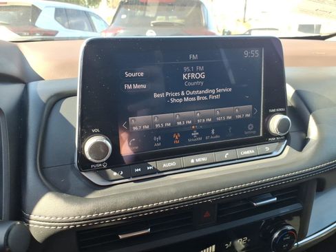 Certified 2023 Nissan Rogue SV image 22