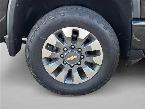 Used 2023 Chevrolet Silverado 2500 High Country w/ Z71 Off-Road Package AWD/4WD image 22