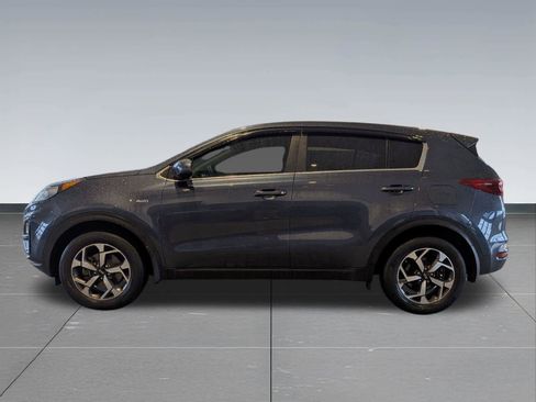 Used 2020 Kia Sportage LX image 3