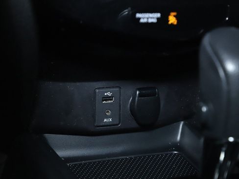 Used 2016 Nissan Rogue SL w/ SL Premium Package image 27