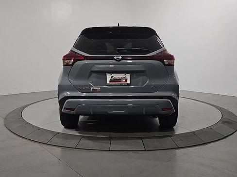 Used 2024 Nissan Kicks SR FWD image 4