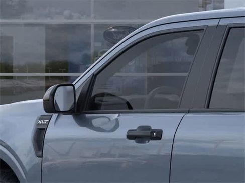 New 2025 Ford Maverick XLT w/ Equipment Group 301A image 21