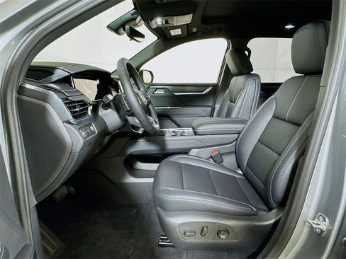 New 2026 GMC Acadia Elevation w/ Black Edition image 12