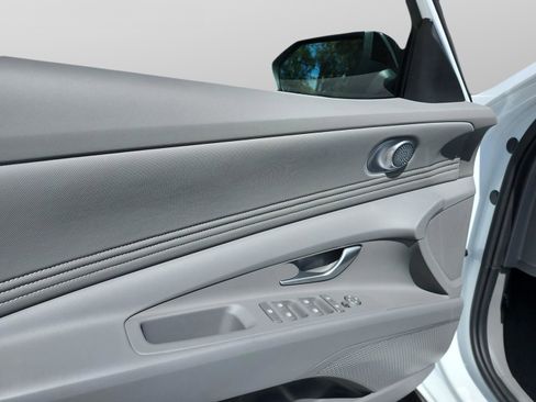 New 2026 Hyundai Elantra Sport FWD image 28