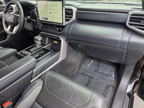 Used 2022 Toyota Tundra Platinum image 16