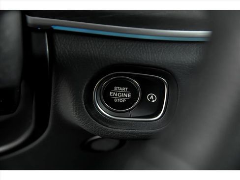 Certified 2025 Mercedes-Benz GLS 450 4MATIC image 16