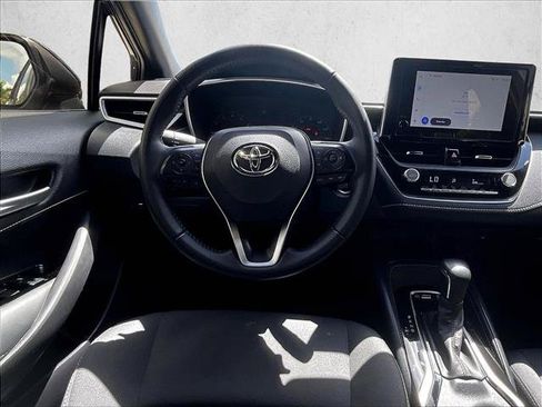 Used 2025 Toyota Corolla SE FWD image 5
