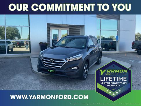 Used 2018 Hyundai Tucson Value w/ Cargo Package image 1