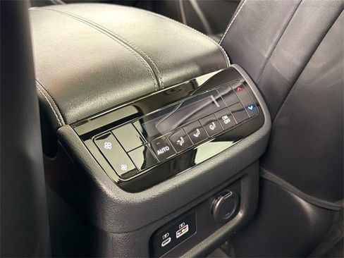 Used 2022 INFINITI QX60 Luxe image 23