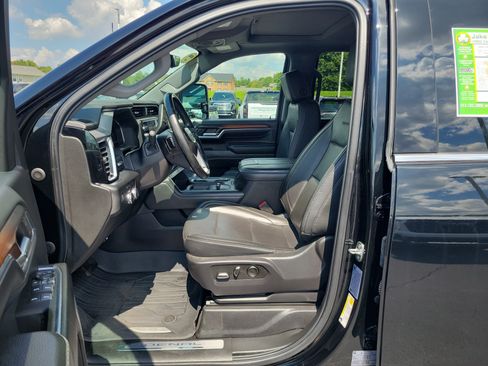 Used 2024 GMC Sierra 2500 Denali w/ Denali Reserve Package AWD/4WD image 15