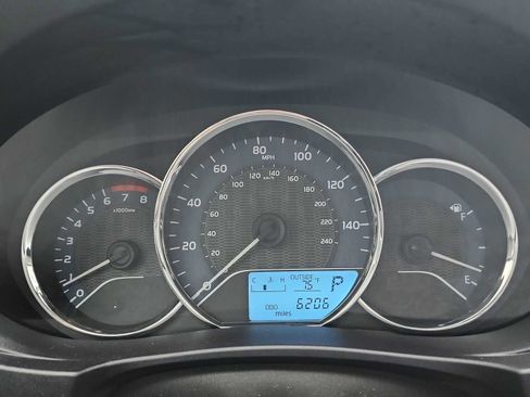 Used 2016 Toyota Corolla LE image 16