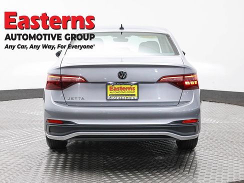 Used 2024 Volkswagen Jetta S FWD image 6