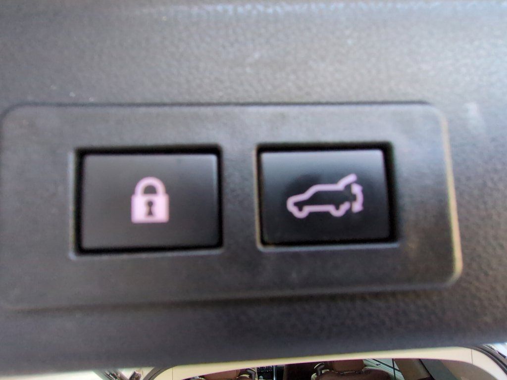 Used 2021 Subaru Ascent Touring AWD/4WD image 34
