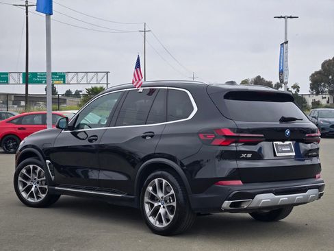 Used 2025 BMW X5 xDrive50e AWD/4WD image 5