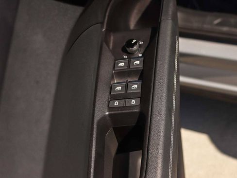 Used 2023 Audi Q4 e-tron Premium w/ Premium Plus RWD image 27