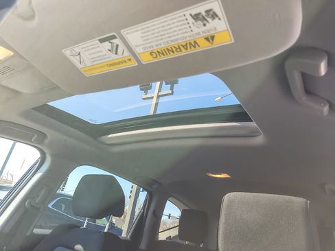 Used 2018 Honda CR-V EX image 9