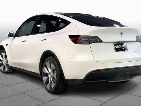 Used 2023 Tesla Model Y AWD image 11