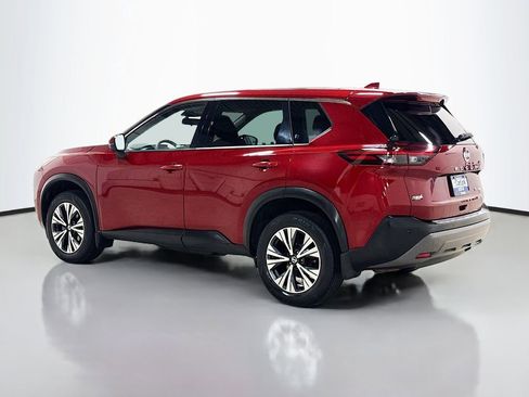 Used 2021 Nissan Rogue SV image 5