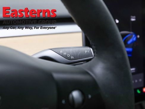 Used 2023 Tesla Model 3 Standard Range image 13