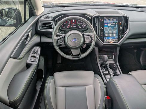 Used 2025 Subaru Ascent Onyx Edition AWD/4WD image 16
