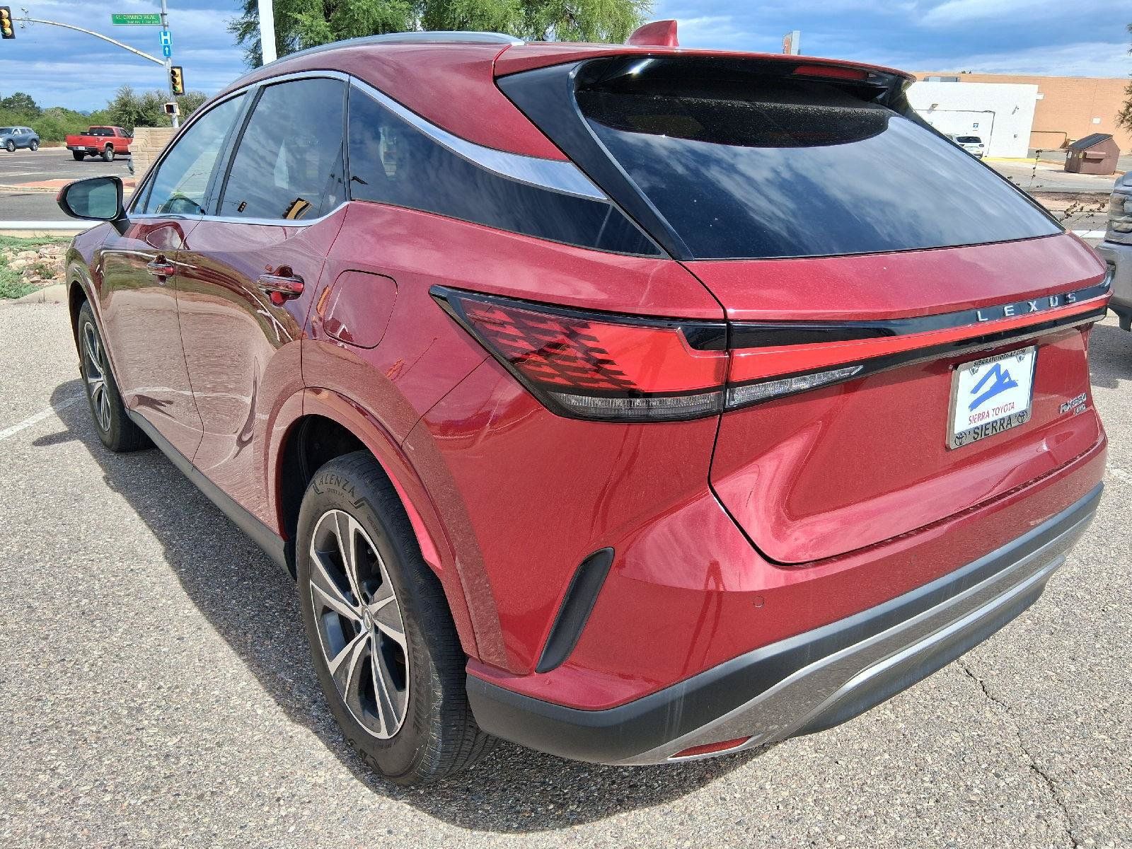 Used 2023 Lexus RX 350 Premium w/ Cold Area Package AWD/4WD image 3