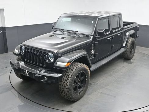 Used 2023 Jeep Gladiator Overland AWD/4WD image 15