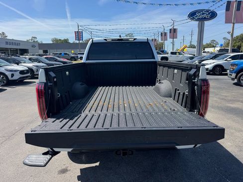 Used 2026 Toyota Tundra Platinum AWD/4WD image 27