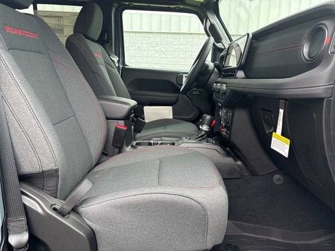 New 2026 Jeep Gladiator Rubicon AWD/4WD image 16