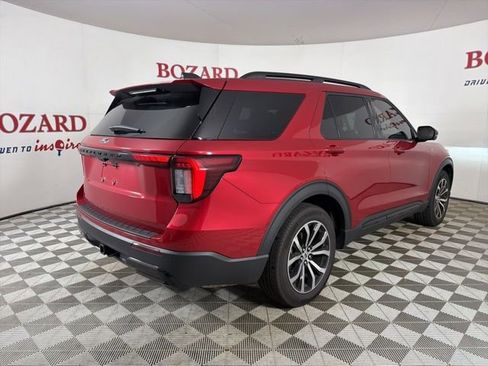 Used 2025 Ford Explorer ST-Line RWD image 8