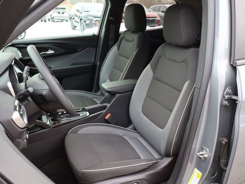 Used 2023 Chevrolet TrailBlazer LT w/ Convenience Package image 10
