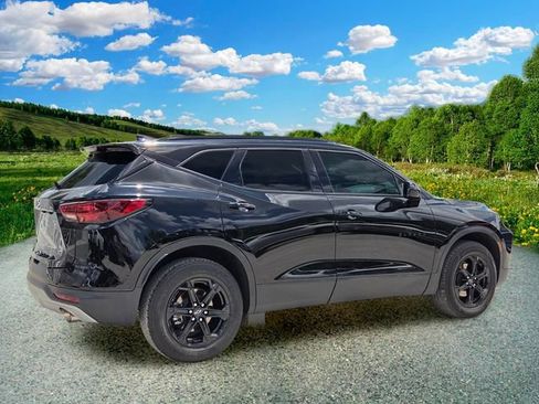 Used 2024 Chevrolet Blazer LT w/ Midnight/Sport Edition FWD image 6