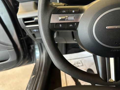 Used 2025 Hyundai Sonata SE FWD image 11