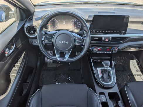 Used 2022 Kia Forte GT-Line w/ GT-Line Technology Package FWD image 16