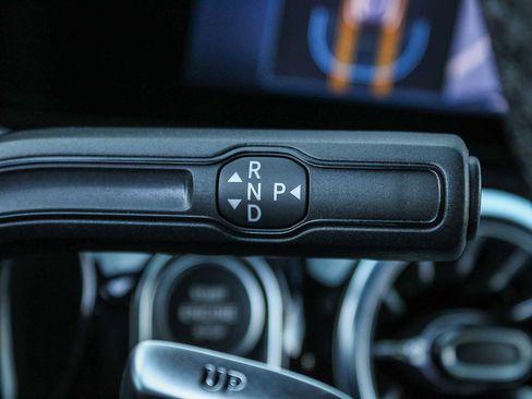 Certified 2025 Mercedes-Benz GLA 35 AMG 4MATIC image 26