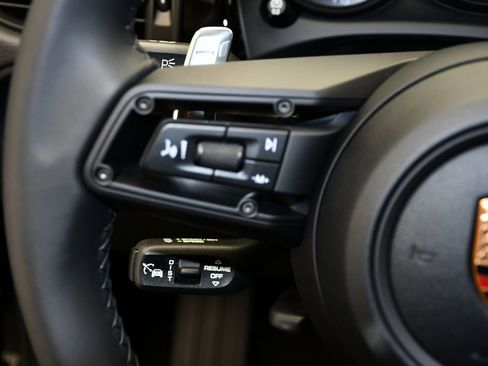 New 2026 Porsche Macan AWD/4WD image 38