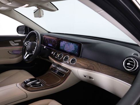 Used 2020 Mercedes-Benz E 350 4MATIC Sedan image 35