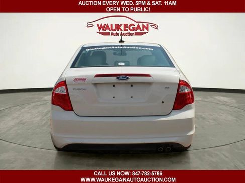 Used 2012 Ford Fusion SE FWD image 6