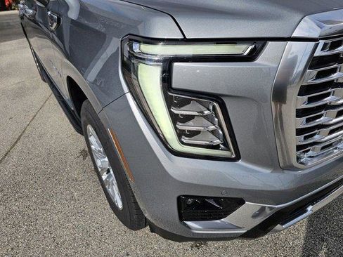 New 2026 GMC Yukon XL Denali image 10