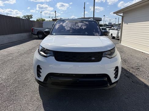 Used 2023 Land Rover Discovery S R-Dynamic AWD/4WD image 4