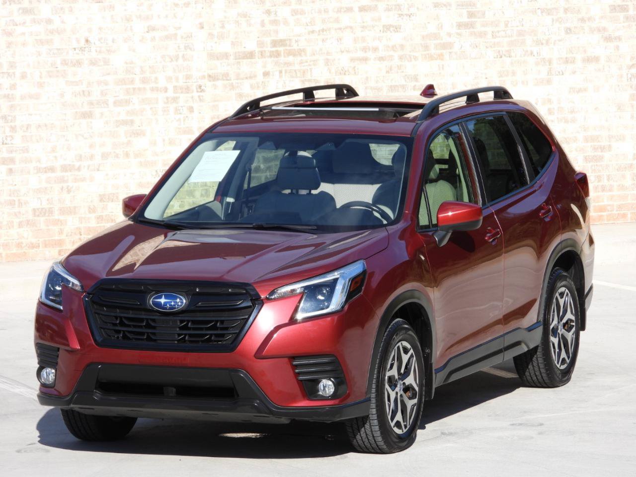 Used 2023 Subaru Forester Premium AWD/4WD image 26